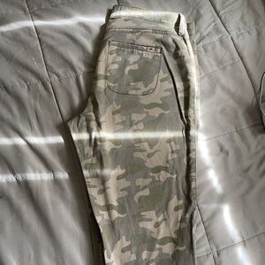 Camo jeans
